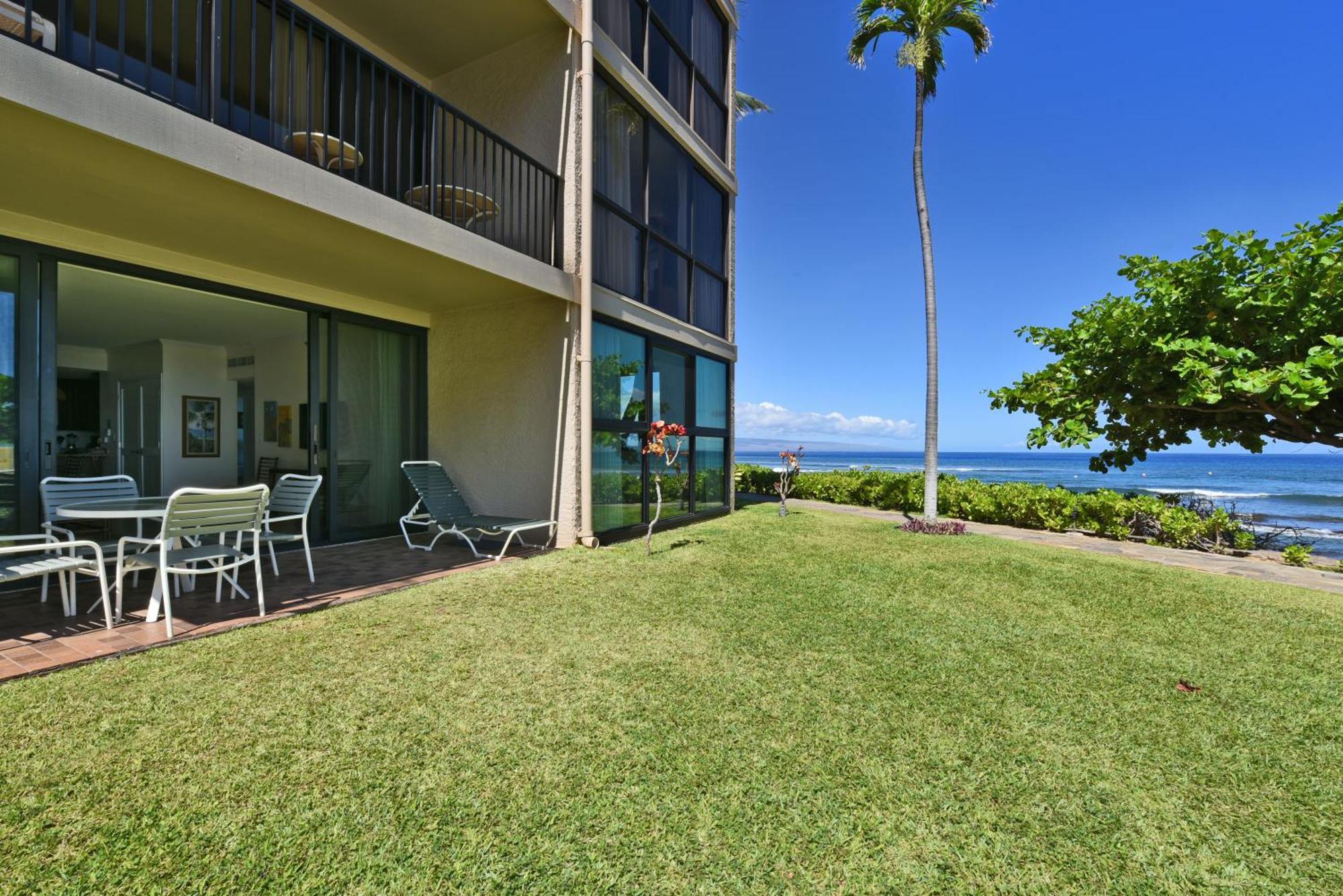 Kaanapali Shores 160 - Sleep Steps Away From The Ocean Кахана Экстерьер фото