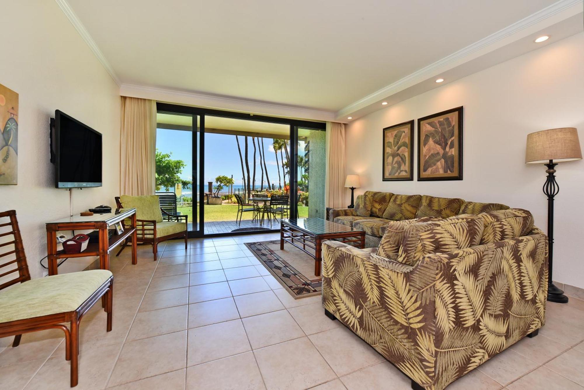 Kaanapali Shores 160 - Sleep Steps Away From The Ocean Кахана Экстерьер фото